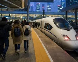Giao thông Trung Quốc cho khách du lịch 2026: tàu cao tốc, metro, WeChat/Alipay và chi phí di chuyển