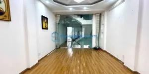 Cho thuê nhà 4 phòng ngủ tại Bùi Tá Hán, Quận 2