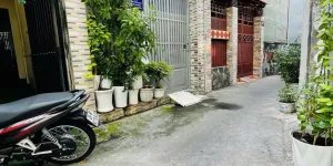 TRUNG TÂM QUẬN 10 – HẺM 3 GÁC – 42M² – 4 TẦNG – 5PN.