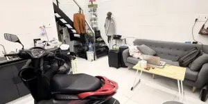 SIÊU PHẨM ÔTÔ ĐẬU CỬA GẦN NGÃ TƯ BẢY HIỀN, HÀNG XÓM KHU VIP BÀU CÁT,