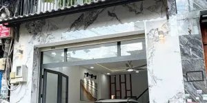NHÀ 3 TẦNG KIÊN CỐ - 50M2 - 3 PHÒNG NGỦ - GẦN SIÊU THỊ AEON MALL - GIÁP TÂN PHÚ