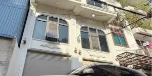 Bát Khối 10 tỷ ô tô đỗ cửa,7tầng thang máy,sổ đỏ Long Biên