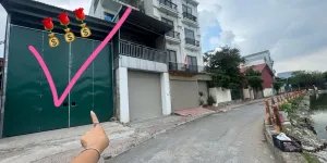 Bán Nhà Bát Khối 11 tỷ 86m ô tô đỗ cửa,vỉa hè view hồ