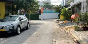 BÁN NHÀ GẦN CHỢ THẠNH XUÂN – TẶNG KÈM 3 PHÒNG TRỌ - DT KHỦNG 150M² – NHÀ 2 TẦNG