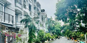 Bán nhà xe hơi đổ cửa tại Bình Hưng, Huyện Bình Chánh