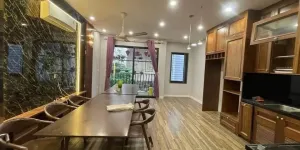 NHÀ LÔ GÓC PHÁO ĐÀI LÁNG – 60M² – MT 5,3M – 5 TẦNG – Ô TÔ ĐỖ CÁCH 10M – Ô CHỜ