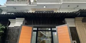 [H3022] Nhà 5T ô tô ngủ trong nhà sát Sân Golf Tân Sơn Nhất - Giá 6.x tỷ