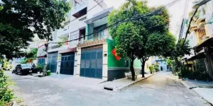 Bán nhà hẻm 8m - ngay hẻm 331/ Phan Huy Ích, gần Emart, 4,5x15m, 3 Tầng - 4PN,