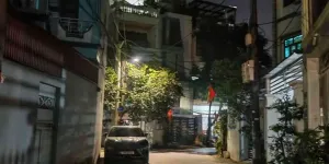 Nhà 9 tỷ 46m ô tô đỗ cửa,Thạch Bàn Long Biên,sổ đỏ đầy đủ