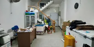 Chủ cần bán gấp nhà 1 trệt 1 lầu - 3 PN, ngang khoảng 6m, đất 80m², gần THPT
