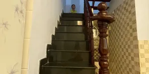 CHÍNH CHỦ CHO THUÊ NHÀ 3 TẦNG HẺM LÊ THỊ RIÊNG, PHƯỜNG BẾN THÀNH, QUẬN 1,TPHCM