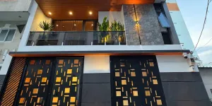 Bán nhà 4T đẹp lung linh đẳng cấp, mới xây, đường Lý Phục Man, hẻm xe hơi, giá