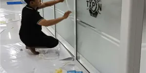 Dịch vụ dán decal kính tại Cần Thơ, giá 250,000 VNĐ