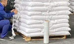 E cần tìm xe ghép 3 tạ hạt nhựa đóng bao.